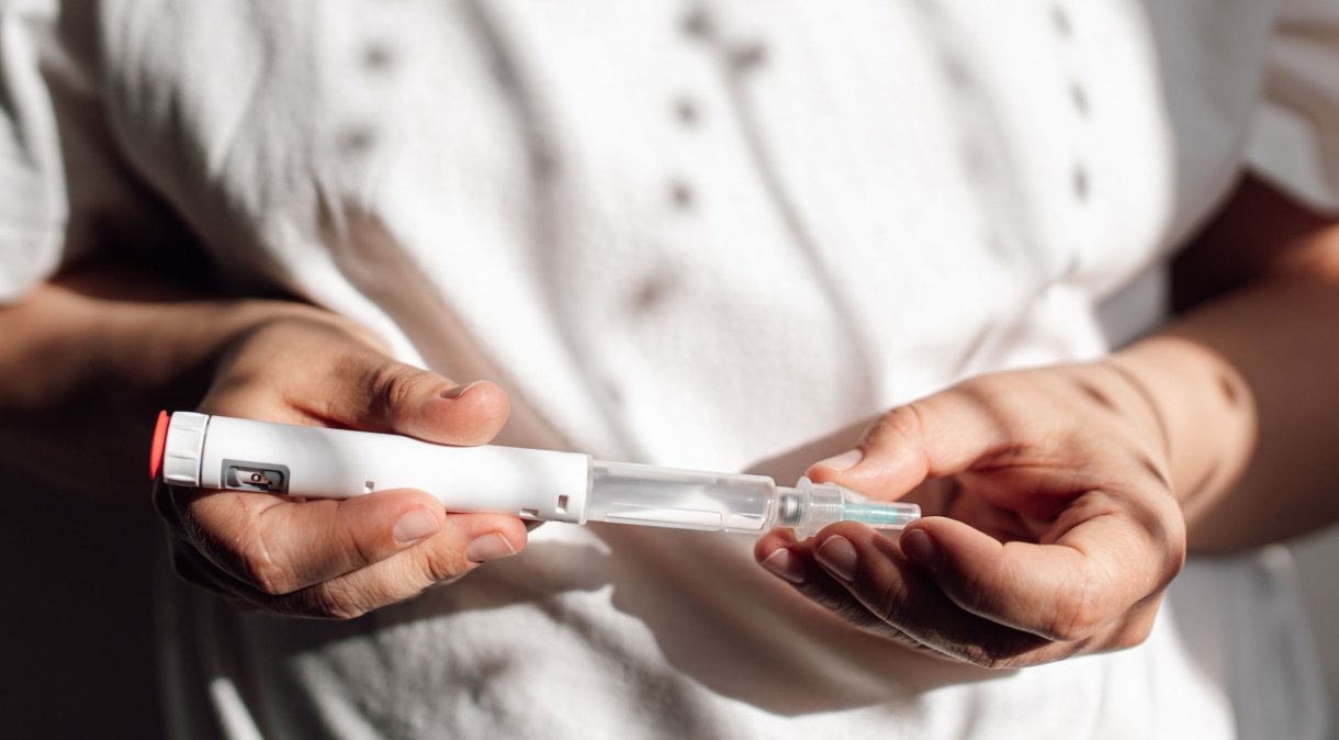 Semaglutida é o princípio ativo de medicamentos para obesidade e diabetes tipo 2, como o Wegovy e o Ozempic, respectivamente. (Foto: Iuliia Burmistrova/GettyImages)