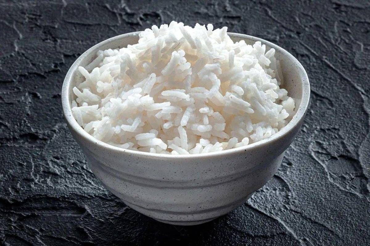 O arroz é um alimento básico para bilhões de pessoas ao redor do mundo, mas um novo estudo sugere que as mudanças climáticas podem aumentar os níveis de arsênio contidos no grão (Foto: Alamy)