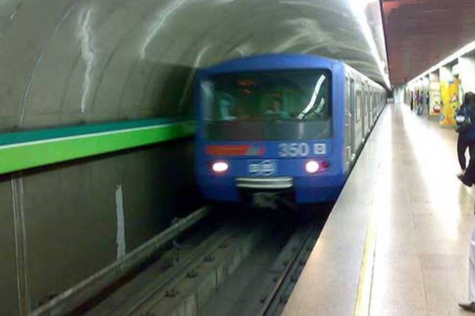 Metrô de SP reduz operação nas linhas Azul, Verde e Vermelha nesta sexta-feira