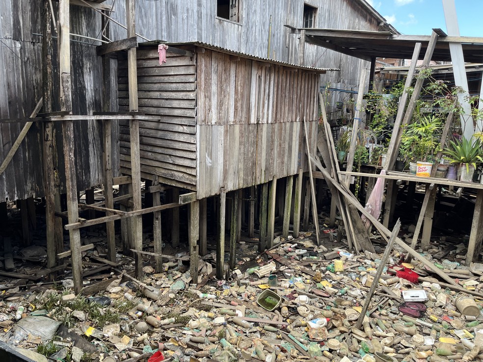 Comunidade de palafitas sem saneamento receberá estação de esgoto da capital