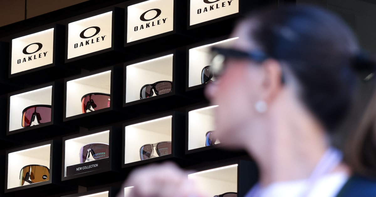 Meta lança óculos da Oakley com inteligência artificial para atrair fãs de esportes