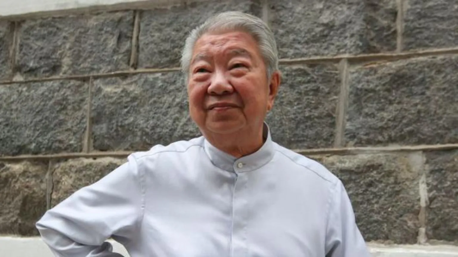 Falece o renomado crítico gastronômico Chua Lam aos 83 anos