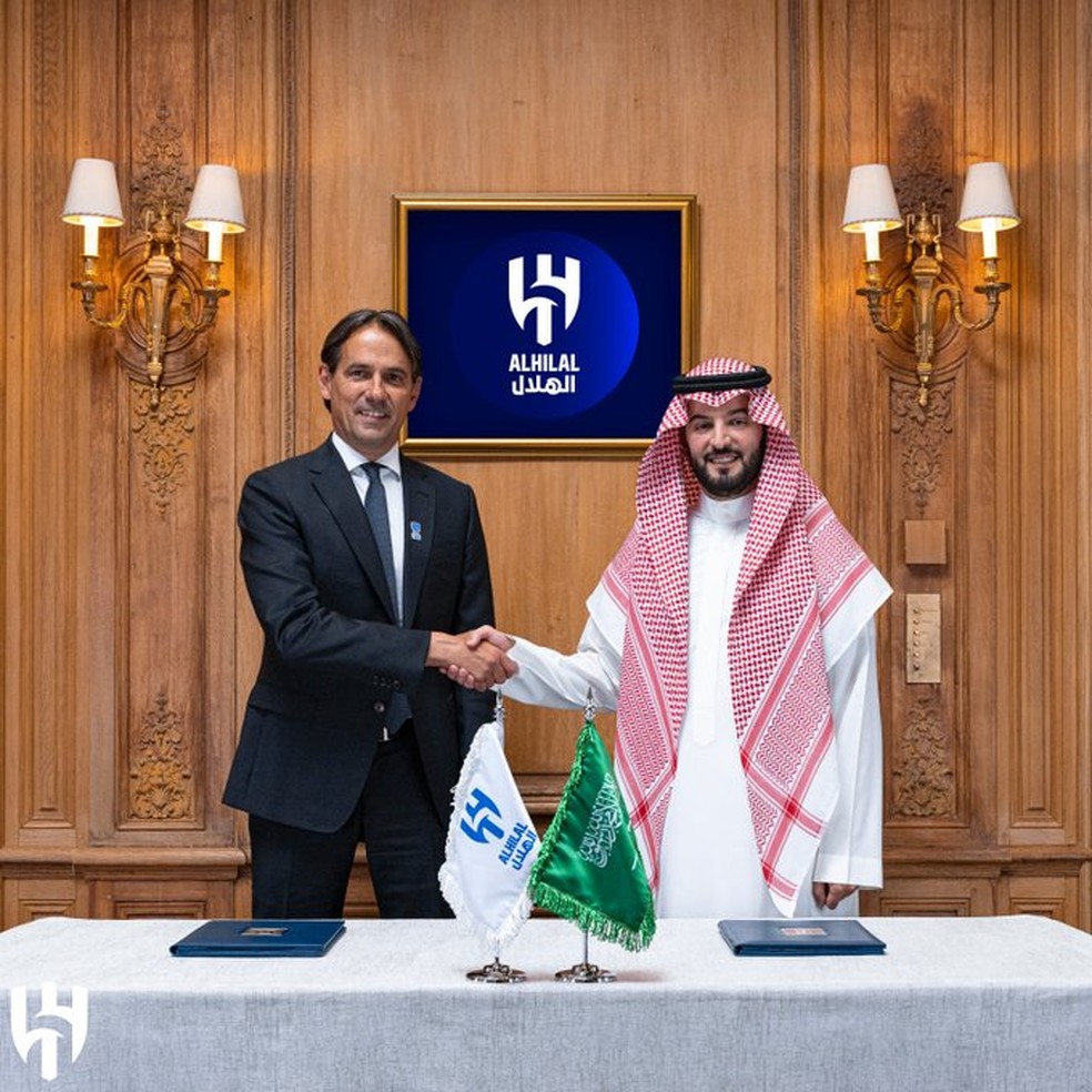 Simone Inzaghi é contratado pelo Al-Hilal e se torna o segundo técnico mais caro do mundo