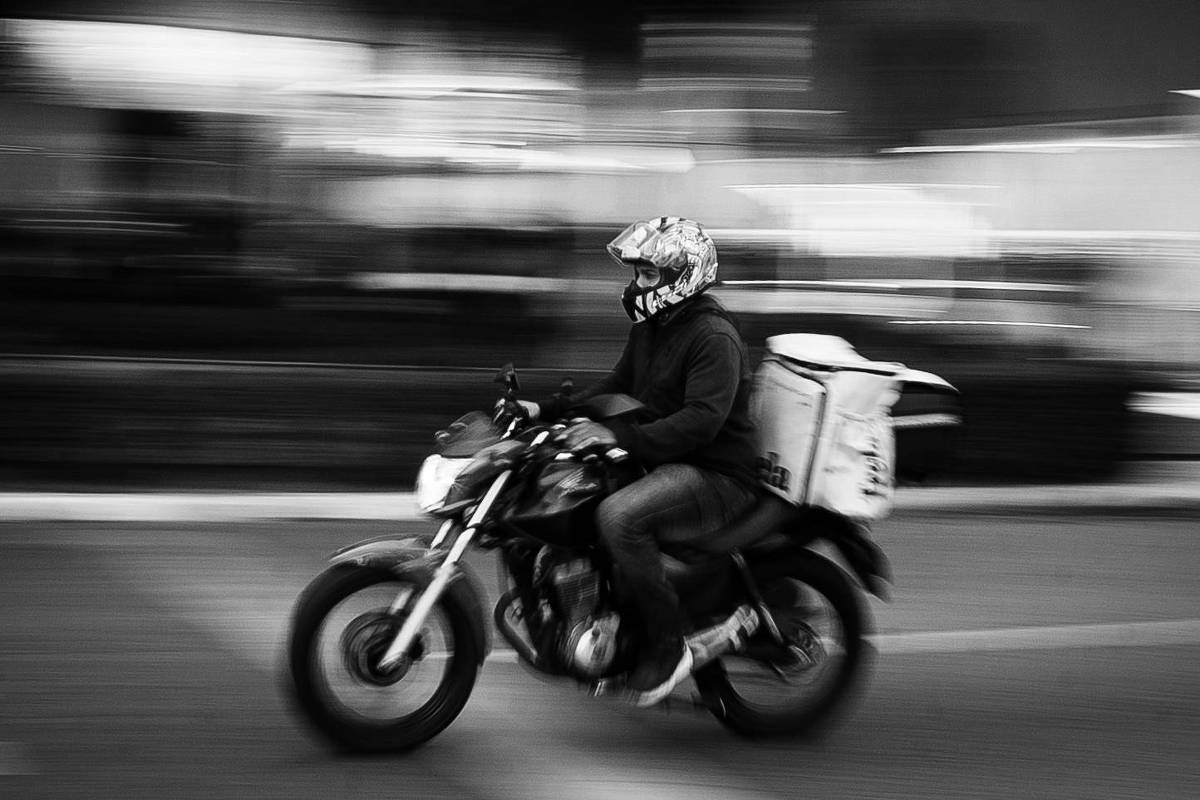 Reduzir acidentes fatais de motocicletas nas estradas brasileiras