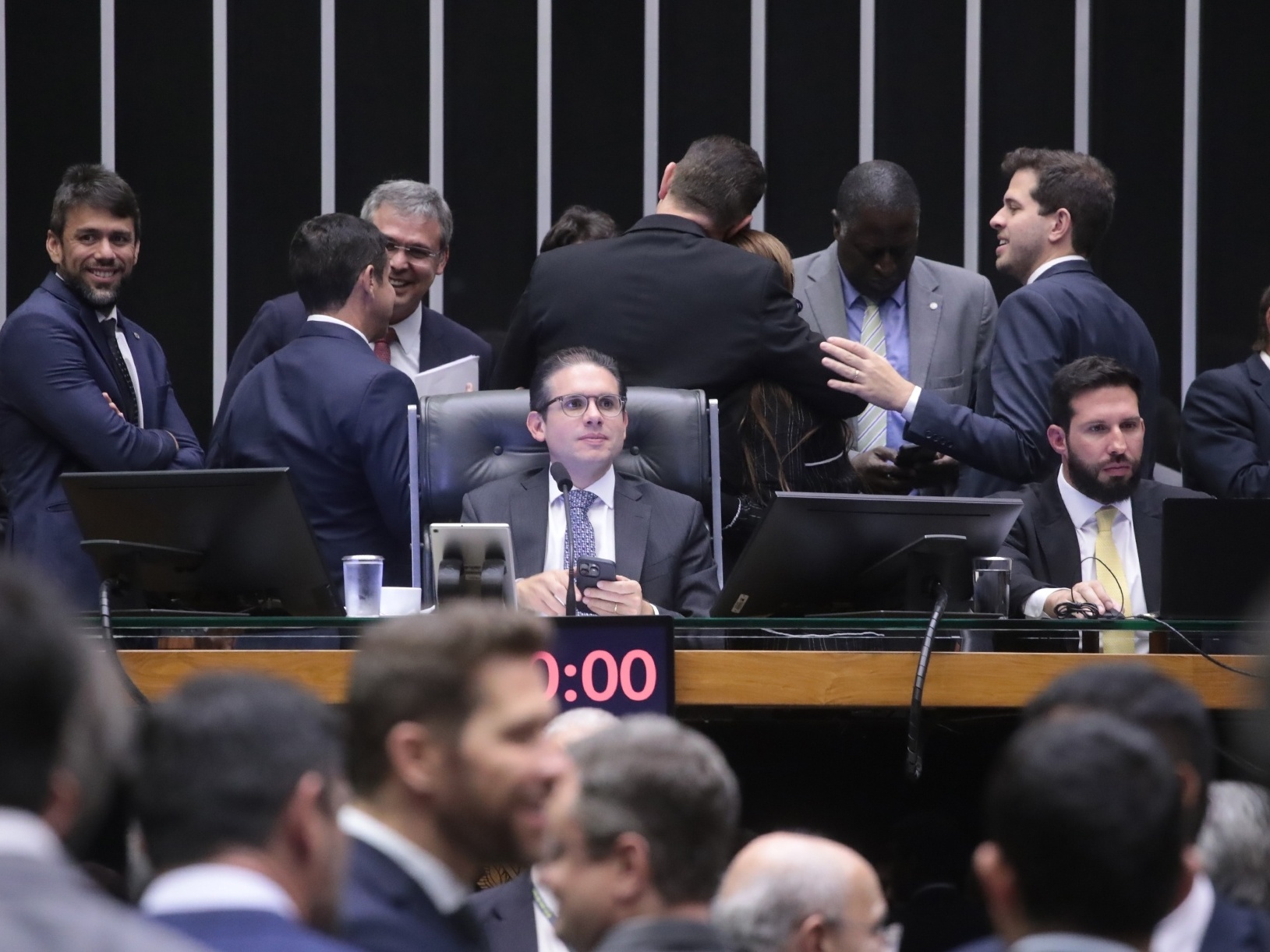 IOF diminui, mas taxas sobre LCI, LCA e apostas permanecem inalteradas