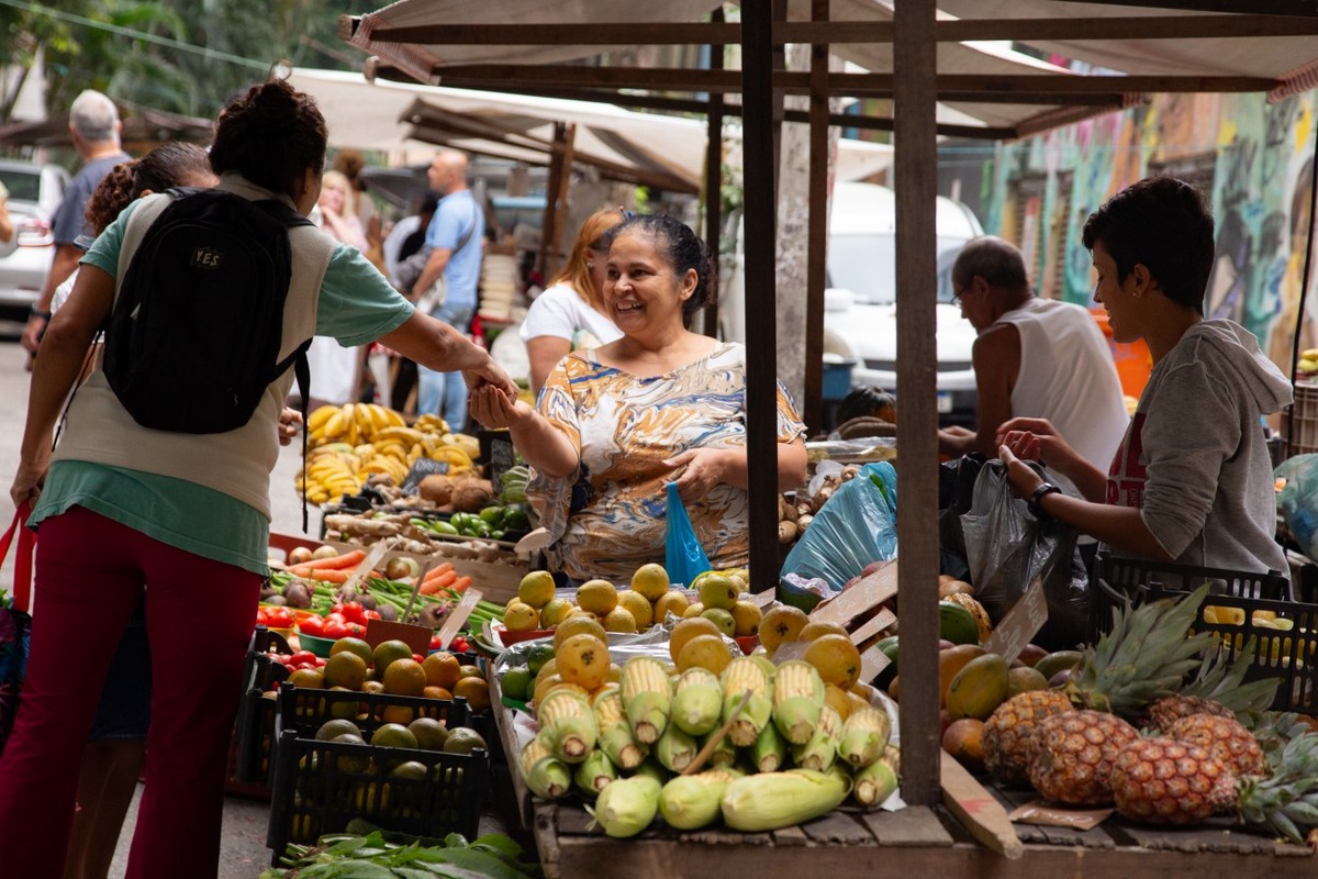 Tarifa nos EUA provoca queda nos preços de alimentos no Brasil e traz alívio ao consumidor