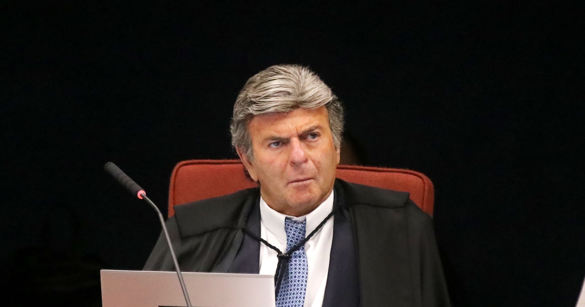 Fux se aproxima de Bolsonaro e se distancia de Moraes no STF
