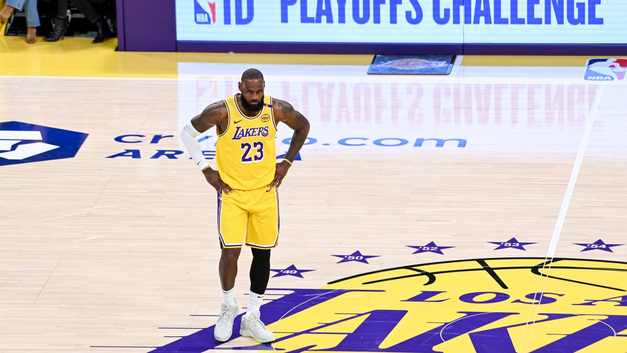 LeBron James admite pensar em aposentadoria da NBA (Foto: Harry How/Getty Images/AFP)