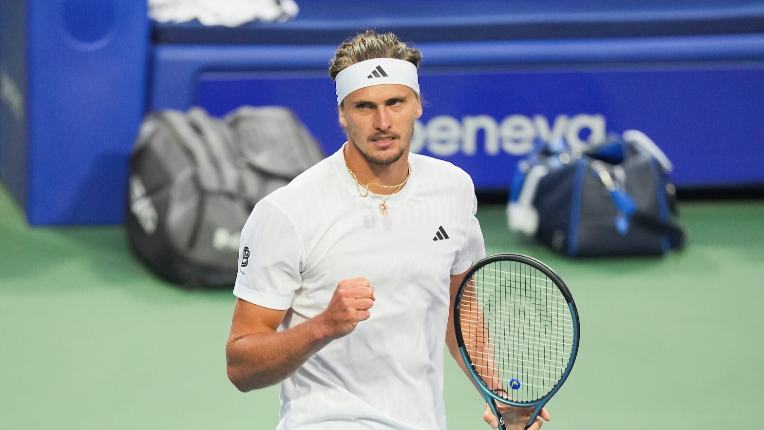 Zverev supera Popyrin e elimina o atual campeão do torneio