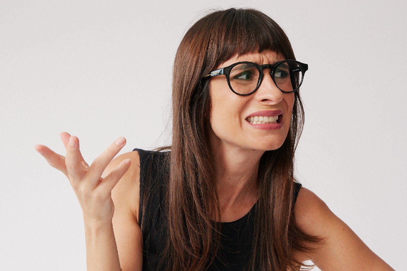 Camila Fremder se destaca em campanhas publicitárias após polêmica com podcasts