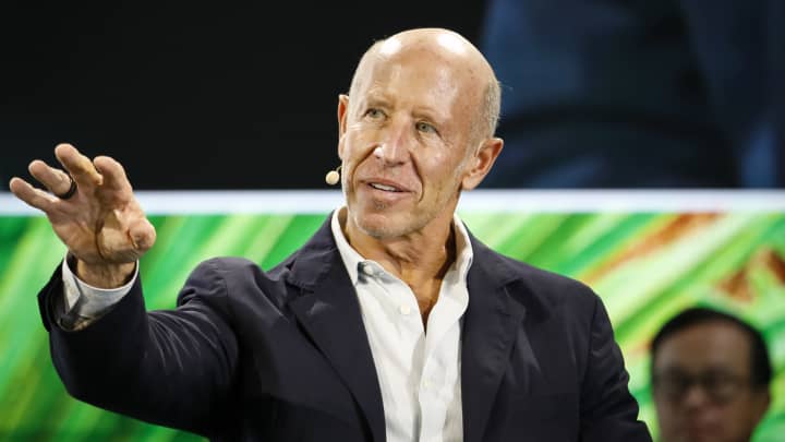 Barry Sternlicht investe em baterias nucleares e aposta na energia do futuro