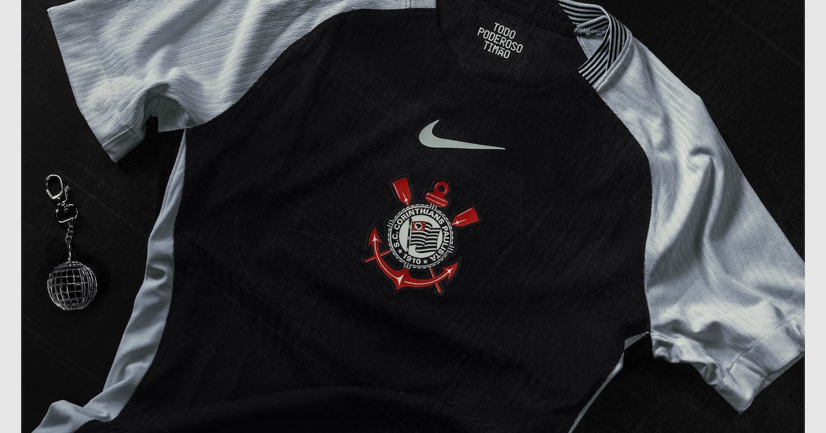 Em meio a possível troca de fornecedora, o Corinthians lançou nova camisa da Nike. (Foto: Divulgação/Corinthians)