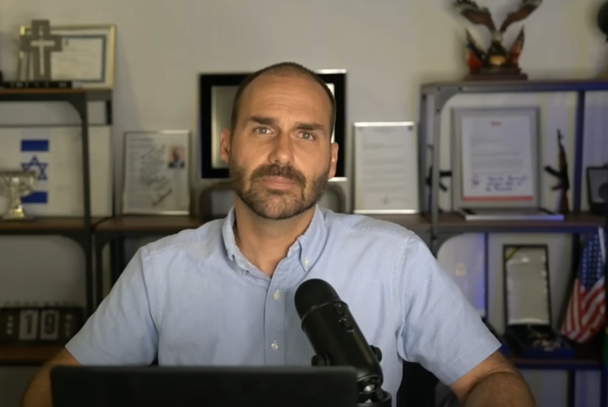 Delegados da PF se unem e rebatem ameaças de Eduardo Bolsonaro com firmeza