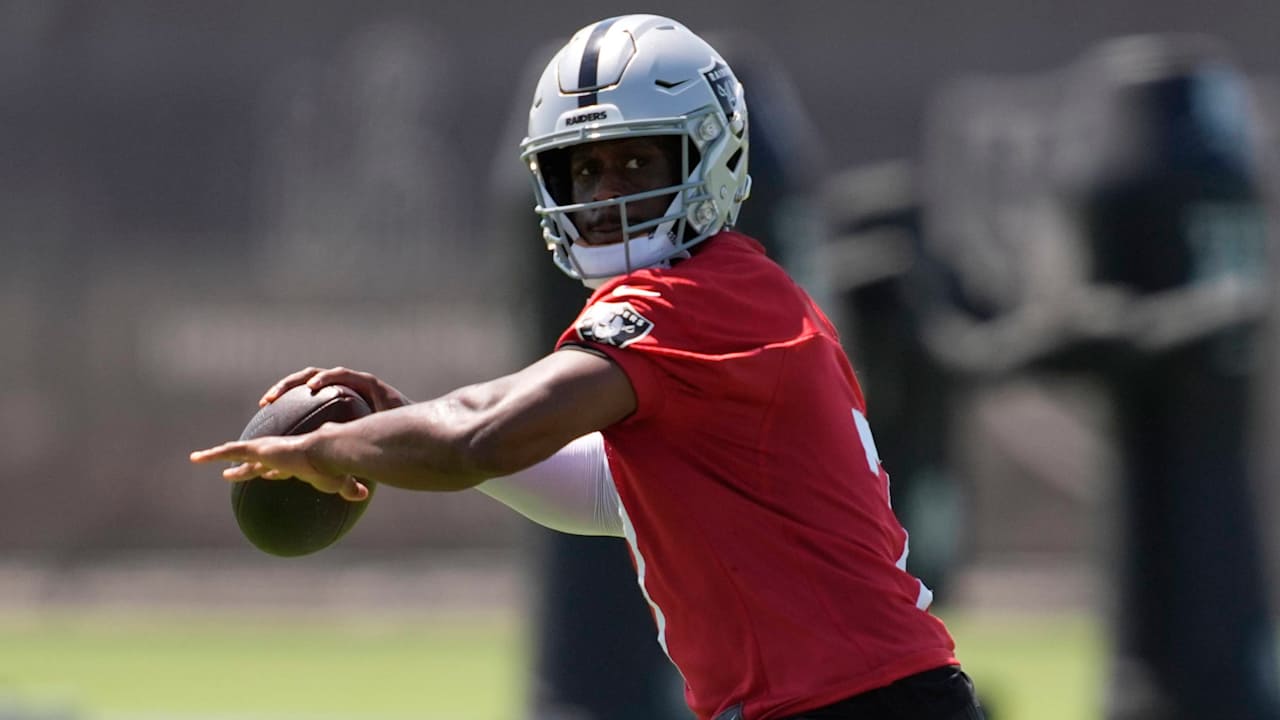 Raiders ignoram críticos e se preparam para surpreender na temporada