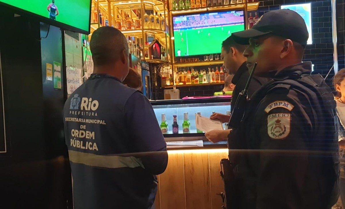 Bares geram polêmica e multas por barulho no Jardim Botânico e na Lapa