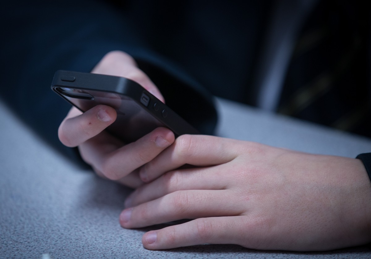 Texas aprova lei de segurança online para crianças, desafiando empresas de tecnologia