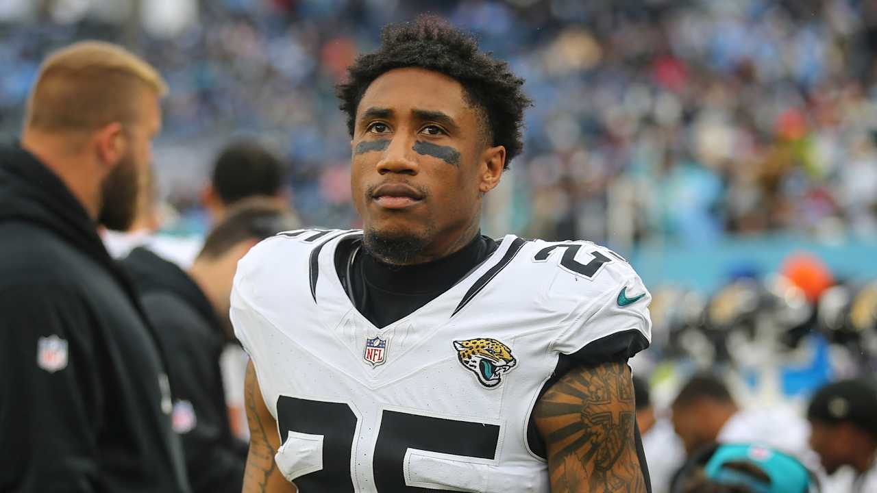 Ronald Darby anuncia aposentadoria após 10 temporadas na NFL