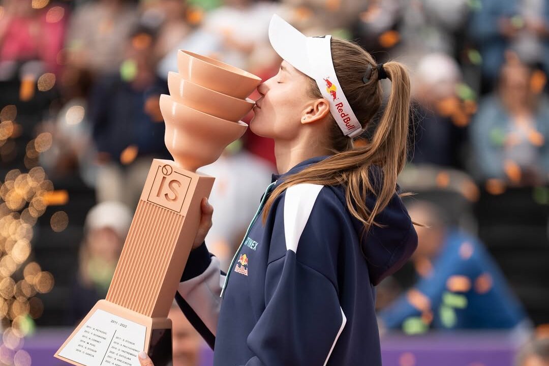 Elena Rybakina conquista título em Estrasburgo após mais de um ano sem vitórias