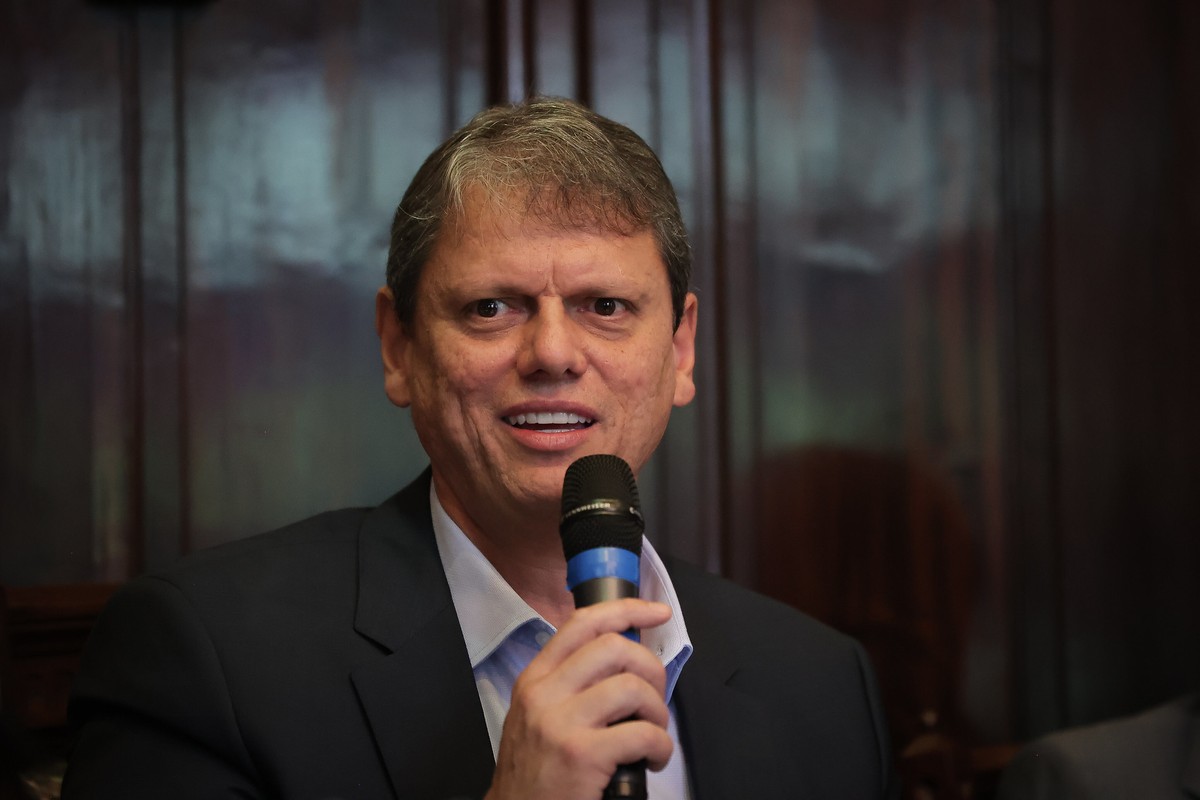 Tarcísio eleva contrato de comunicação em 73% antes das eleições de 2024