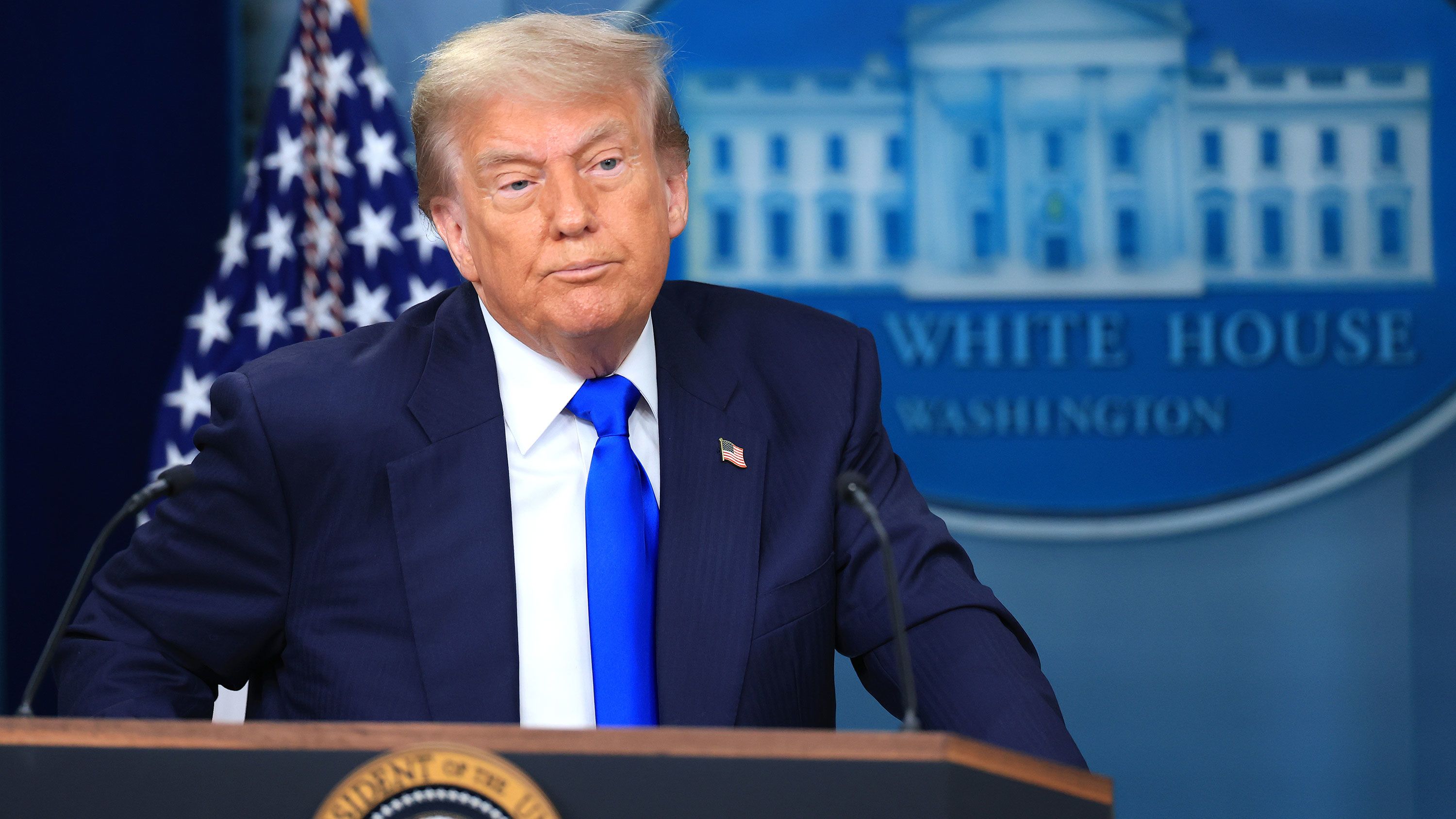 Trump desafia apoiadores a se opor a ele em momento decisivo