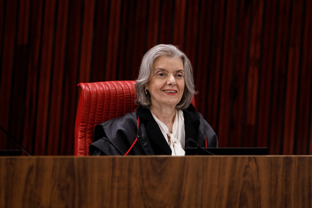 TSE considera criar lista tríplice apenas com mulheres para nova vaga