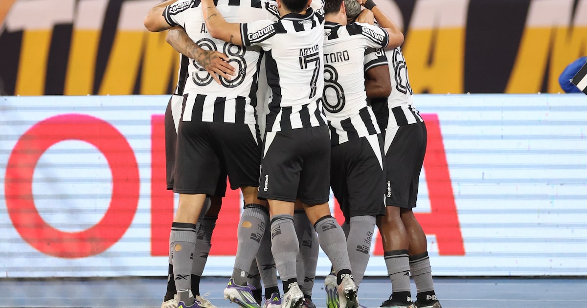 Botafogo vence Red Bull Bragantino e se aproxima das quartas da Copa do Brasil