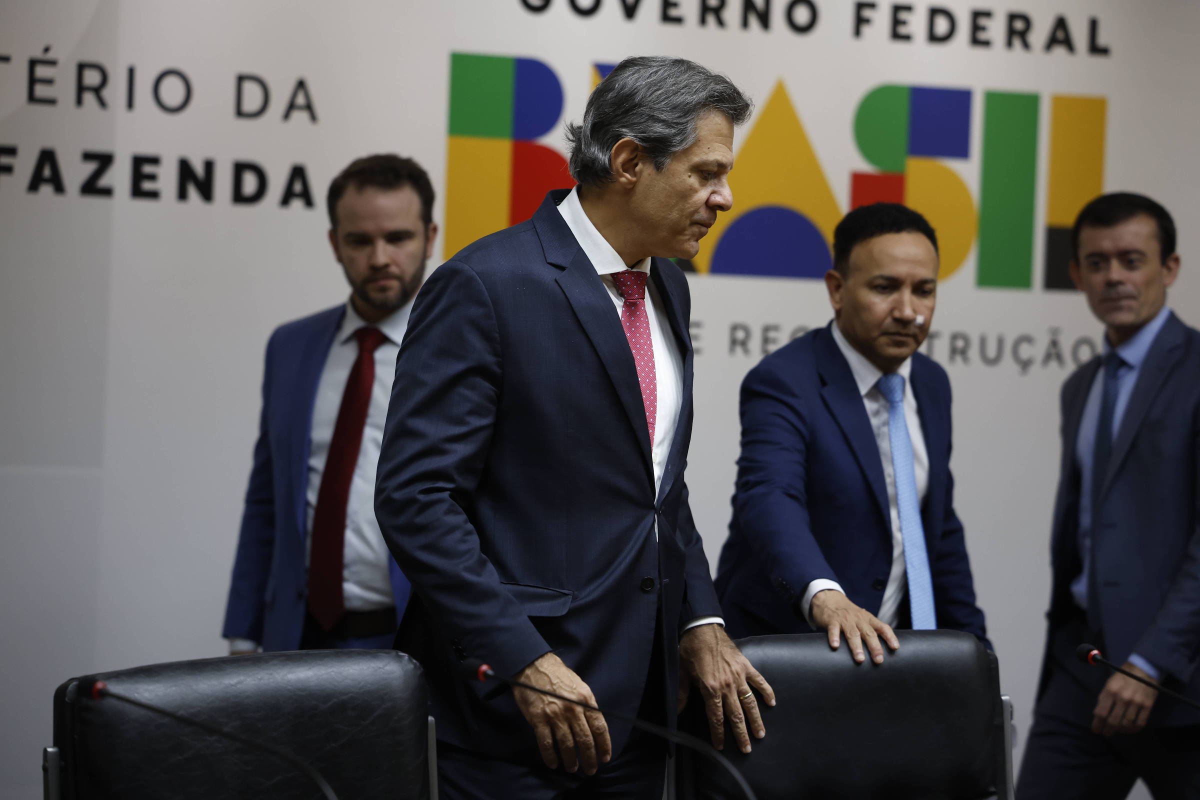 Fazenda omite detalhes do impacto do IOF e Casa Civil tem prazo apertado para análise