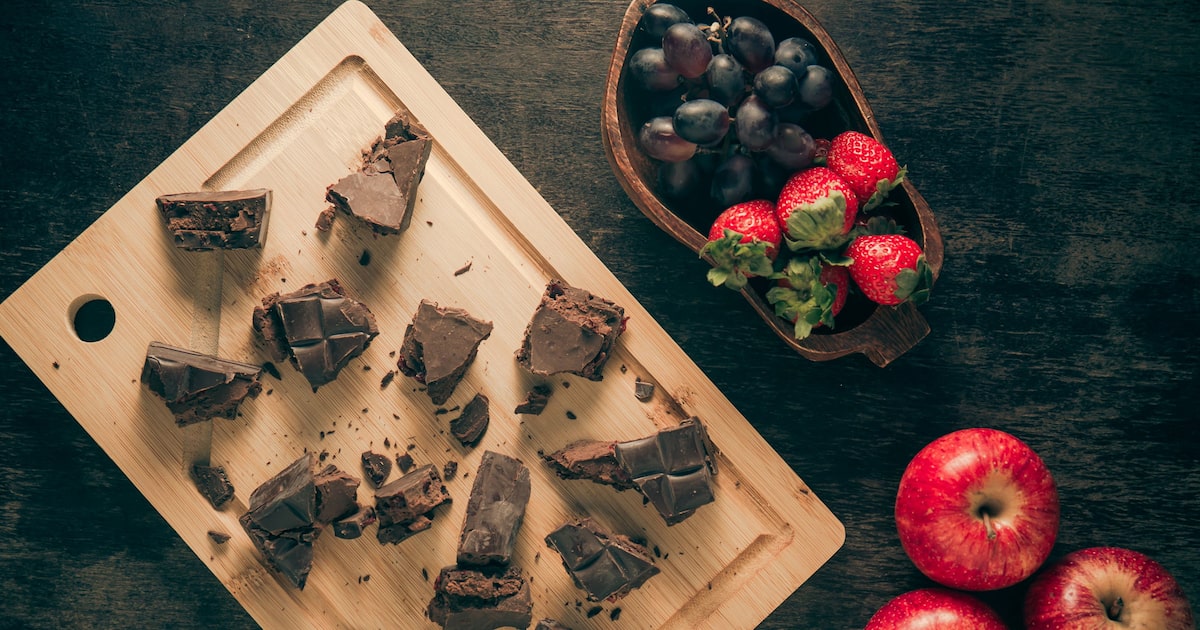 Chá, chocolate e maçãs reduzem a pressão arterial de forma natural