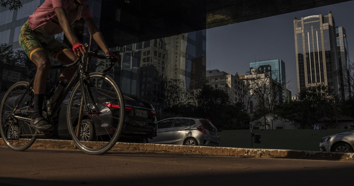 Os fundos lucraram ao prever corretamente quedas dos juros locais e globais como um efeito das tarifas, que ameaçam prejudicar o crescimento da economia mundial (Foto: Victor Moriyama/Bloomberg)