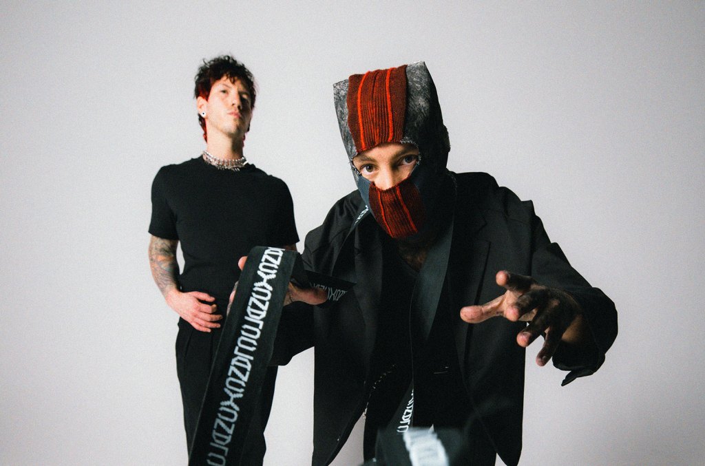 Twenty One Pilots anuncia data de lançamento e faixas do álbum 'Breach'