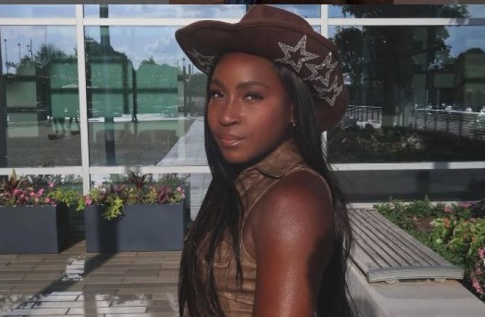 Coco Gauff brilha com visual deslumbrante no show de Beyoncé