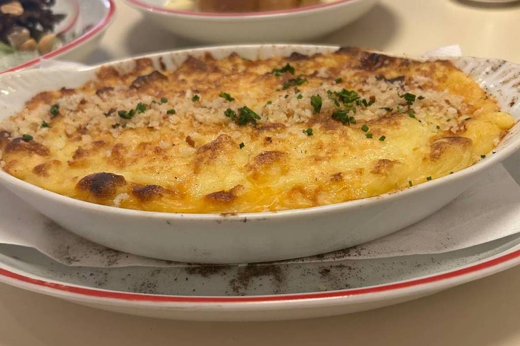 Dainer decepciona com comida em meio à fama no Rio de Janeiro