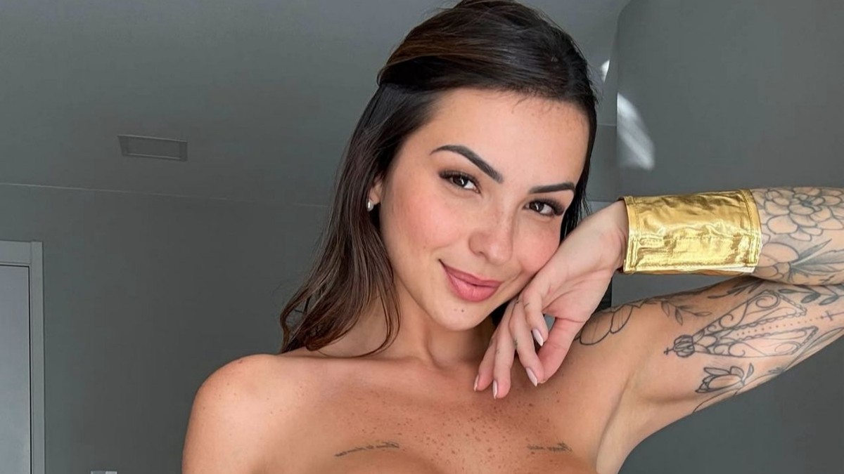 Seguidor é demitido após enviar foto de Mulher-Maravilha em grupo de trabalho