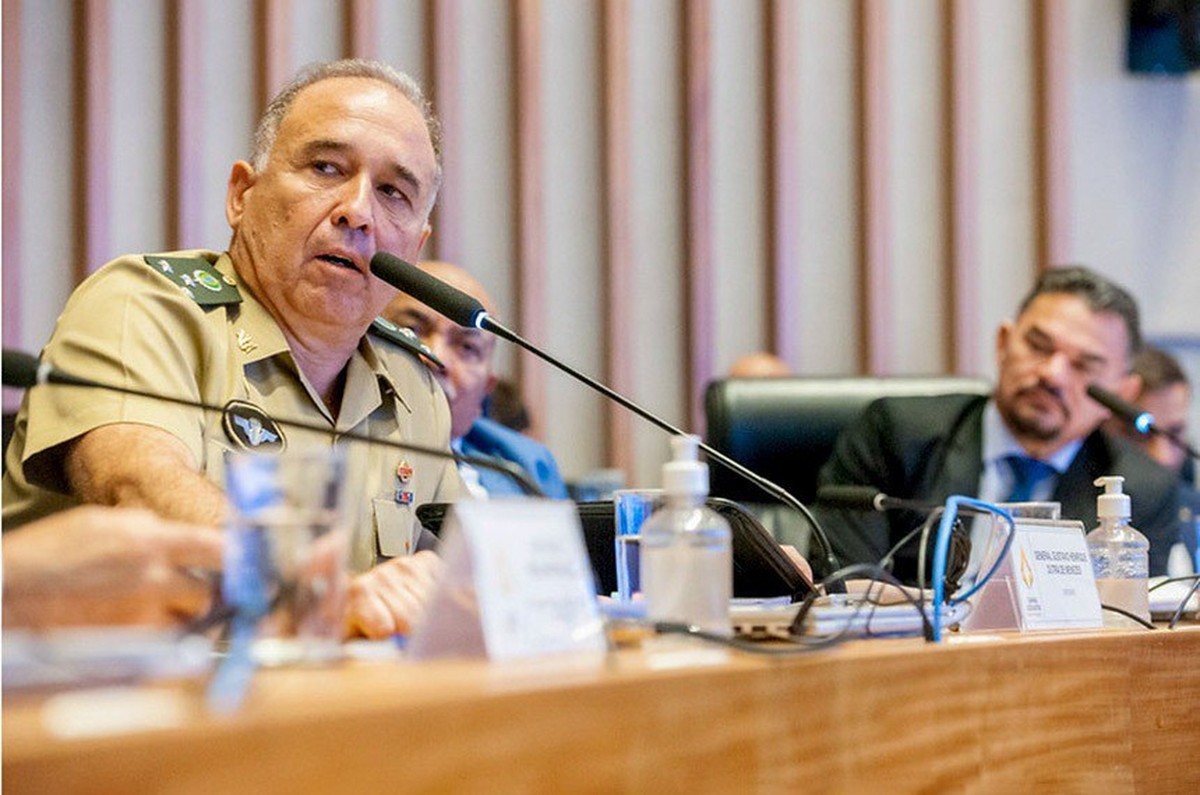 Exército anuncia novos generais e exclui ex-Comandante Militar do Planalto
