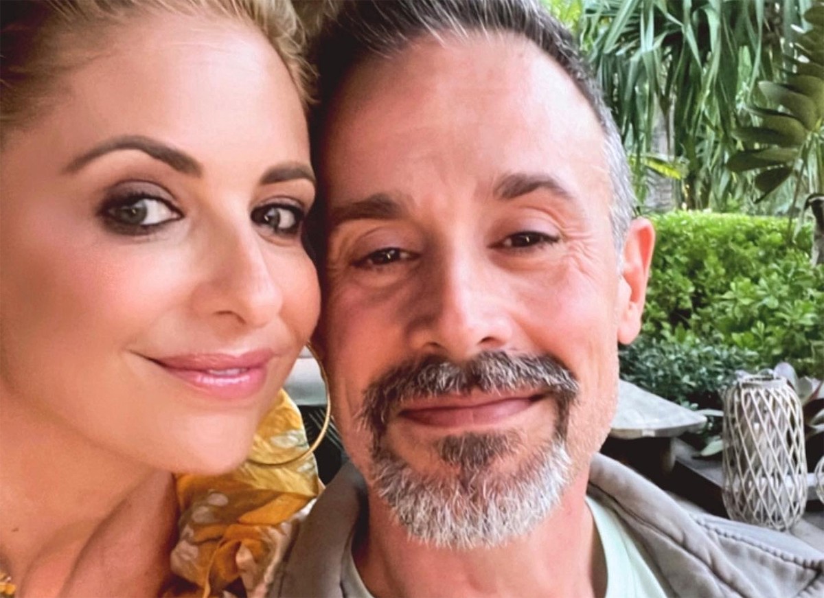 Sarah Michelle Geller e Freddie Prinze Jr. são casados há vinte anos (Foto: Reprodução / Instagram)