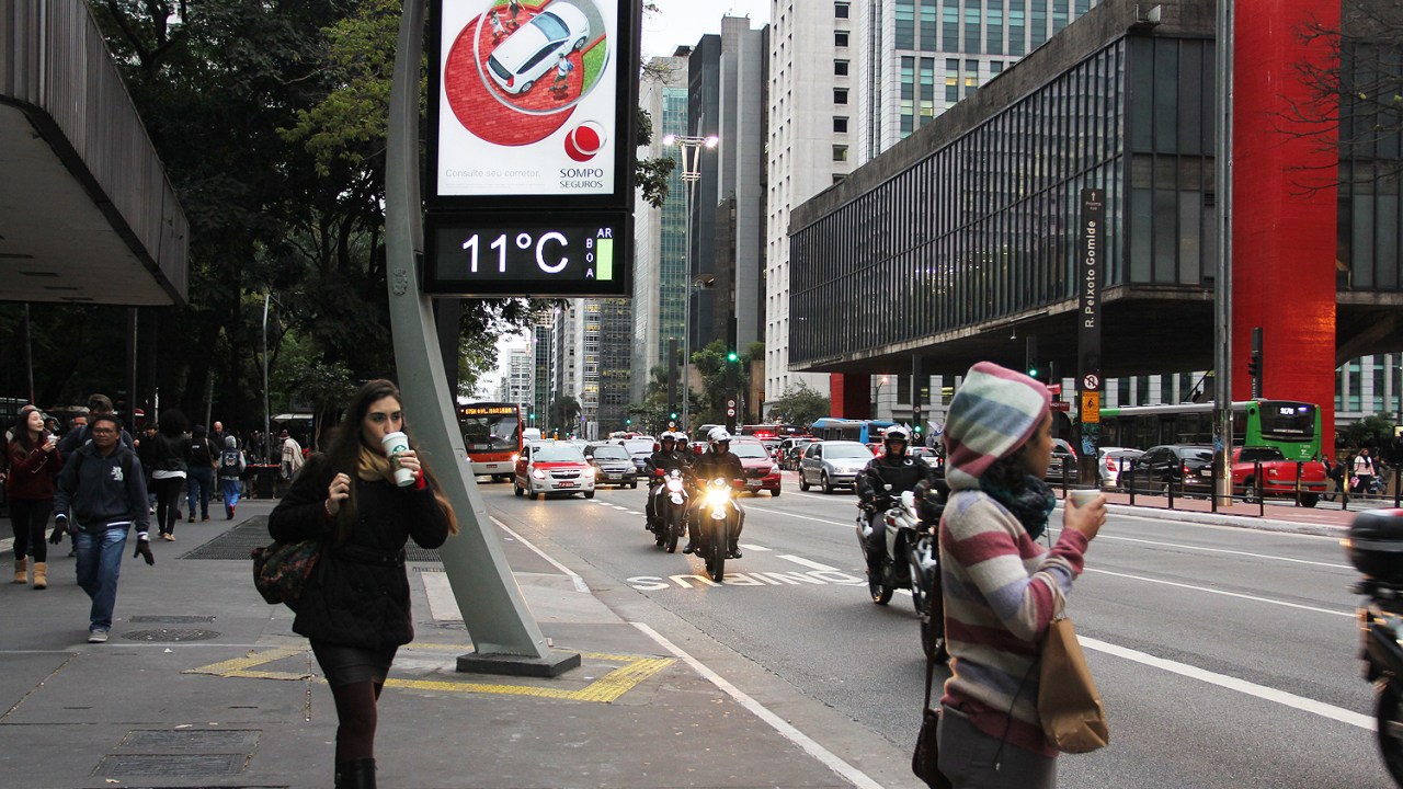 Frente fria provoca queda de temperatura e geadas em várias regiões do Brasil