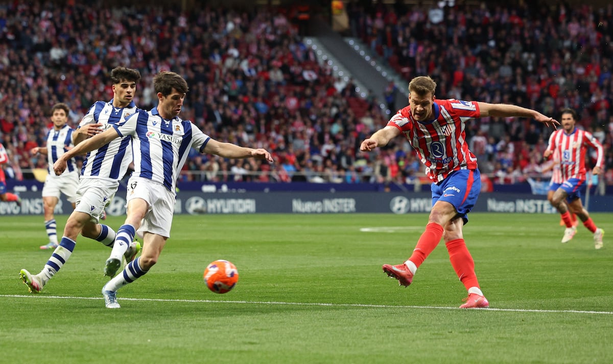 Sorloth brilha e marca quatro gols na vitória do Atlético sobre a Real Sociedad