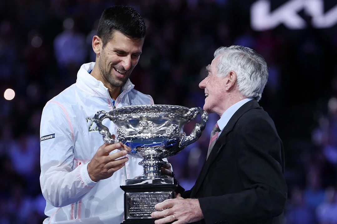 Djokovic é apoiado por Rosewall para quebrar seu recorde no tênis mundial