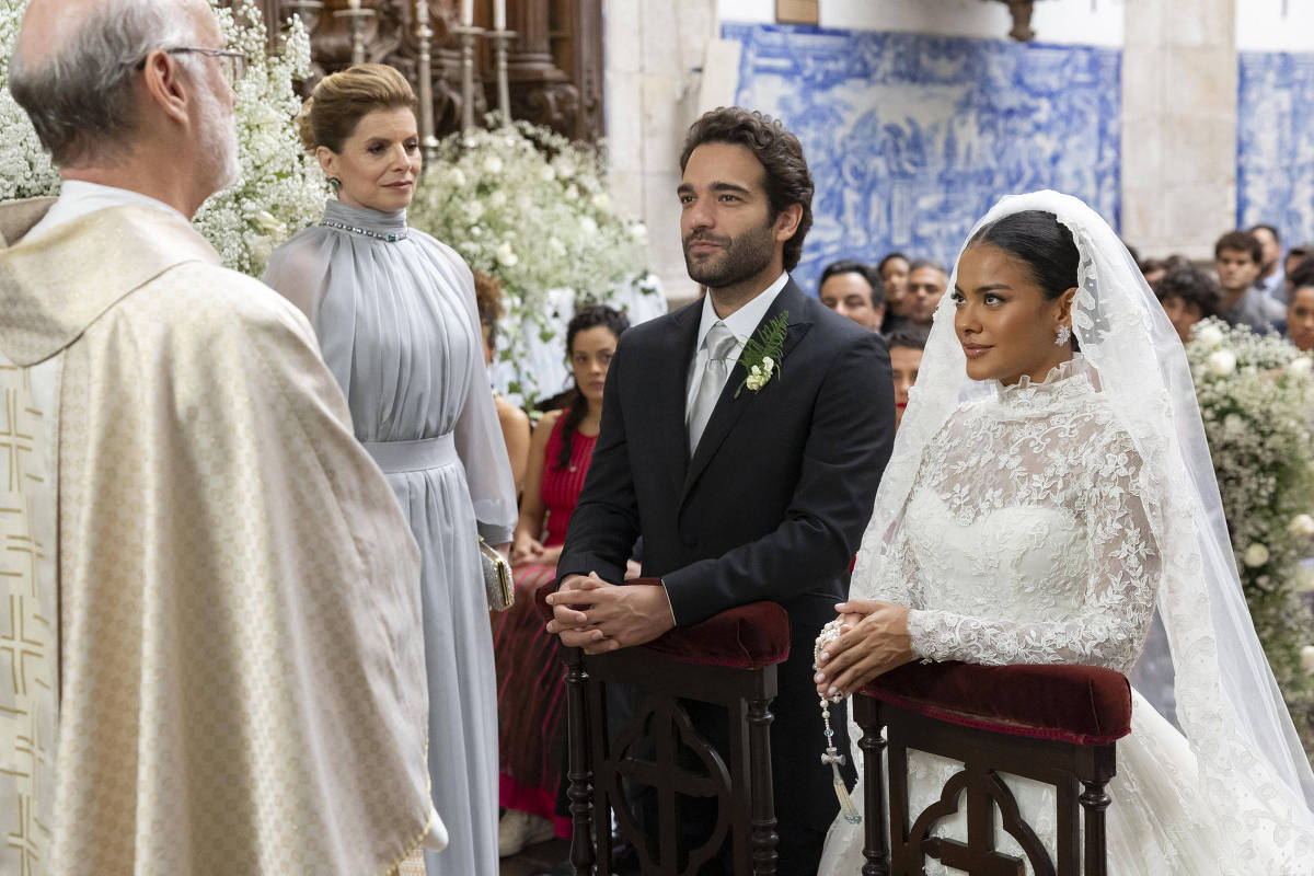 'Vale Tudo' atinge recorde de audiência com casamento emocionante na trama
