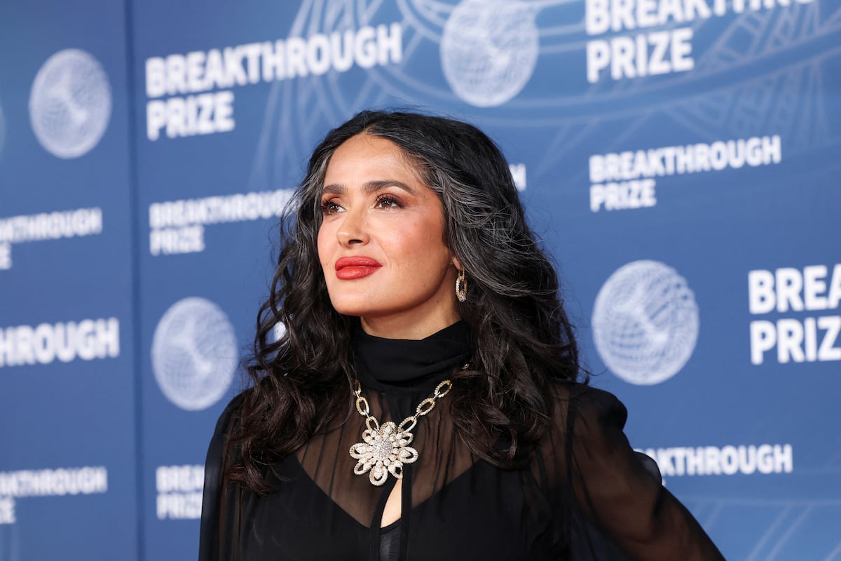 Salma Hayek assiste à cerimônia do Prêmio Breakthrough 2025 em Santa Mônica, Califórnia, em abril de 2025. (Foto: Mario Anzuoni/REUTERS)
