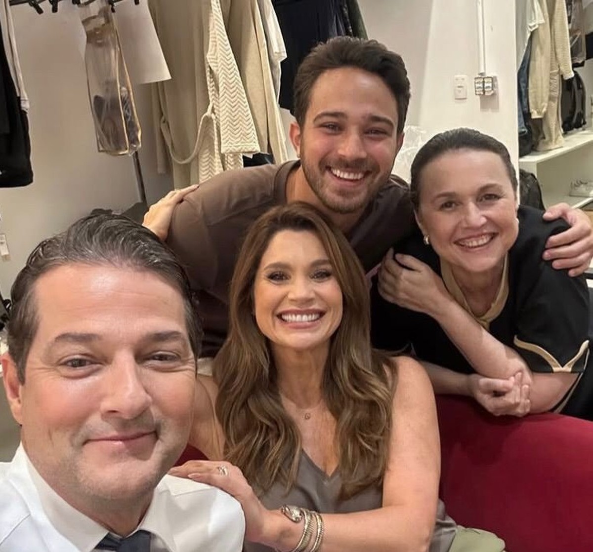 Marcelo Serrado e Flávia Alessandra gravam piloto de nova novela de Walcyr Carrasco
