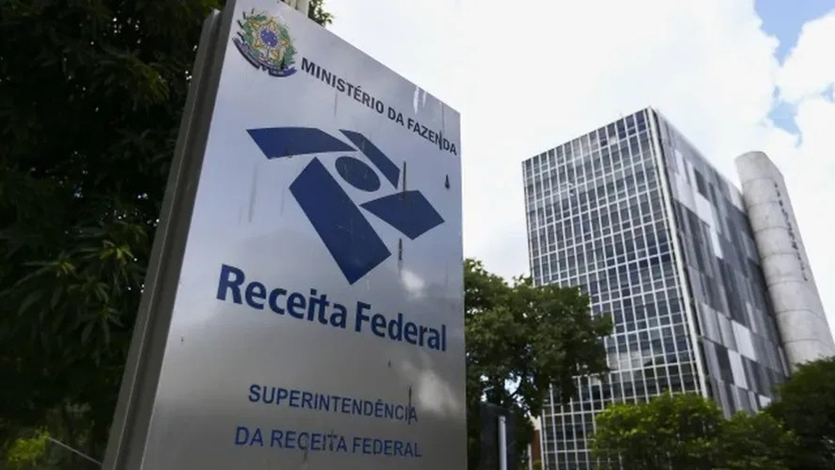 Receita Federal isenta pagamento retroativo de IOF durante suspensão de decreto