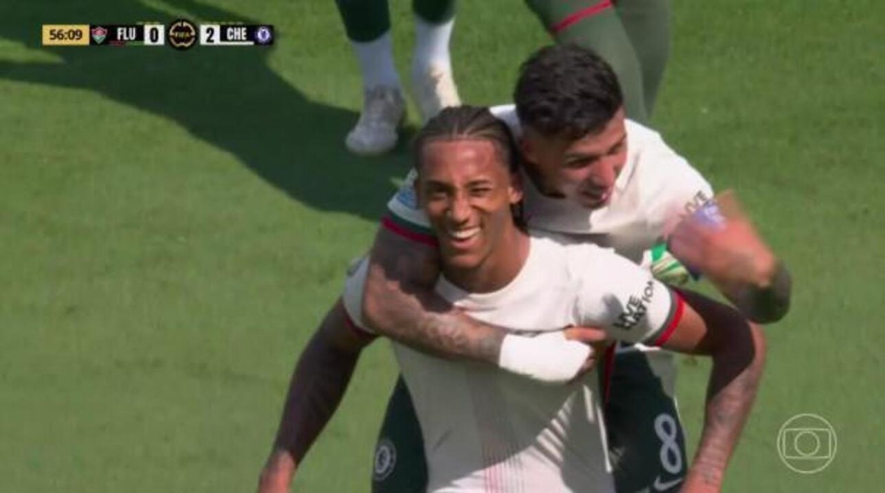 Fluminense eliminado gera onda de memes nas redes sociais