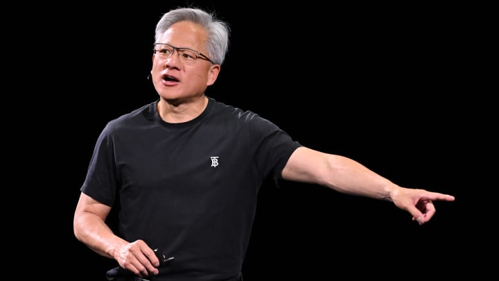 Jensen Huang, CEO da Nvidia, vende mais R$ 37 milhões em ações da empresa