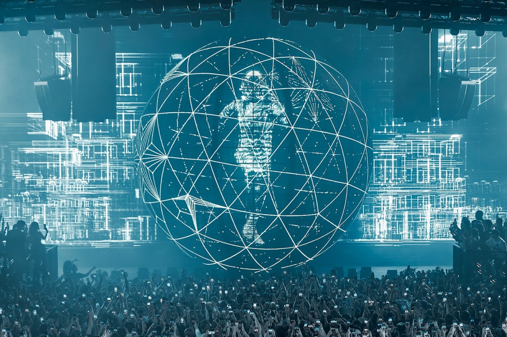 Eric Prydz apresenta Holosphere 2.0, um espetáculo aguardado por cinco anos