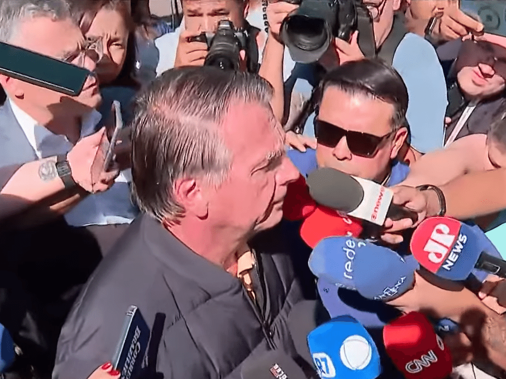 Bolsonaro classifica uso de tornozeleira como 'suprema humilhação' em entrevista