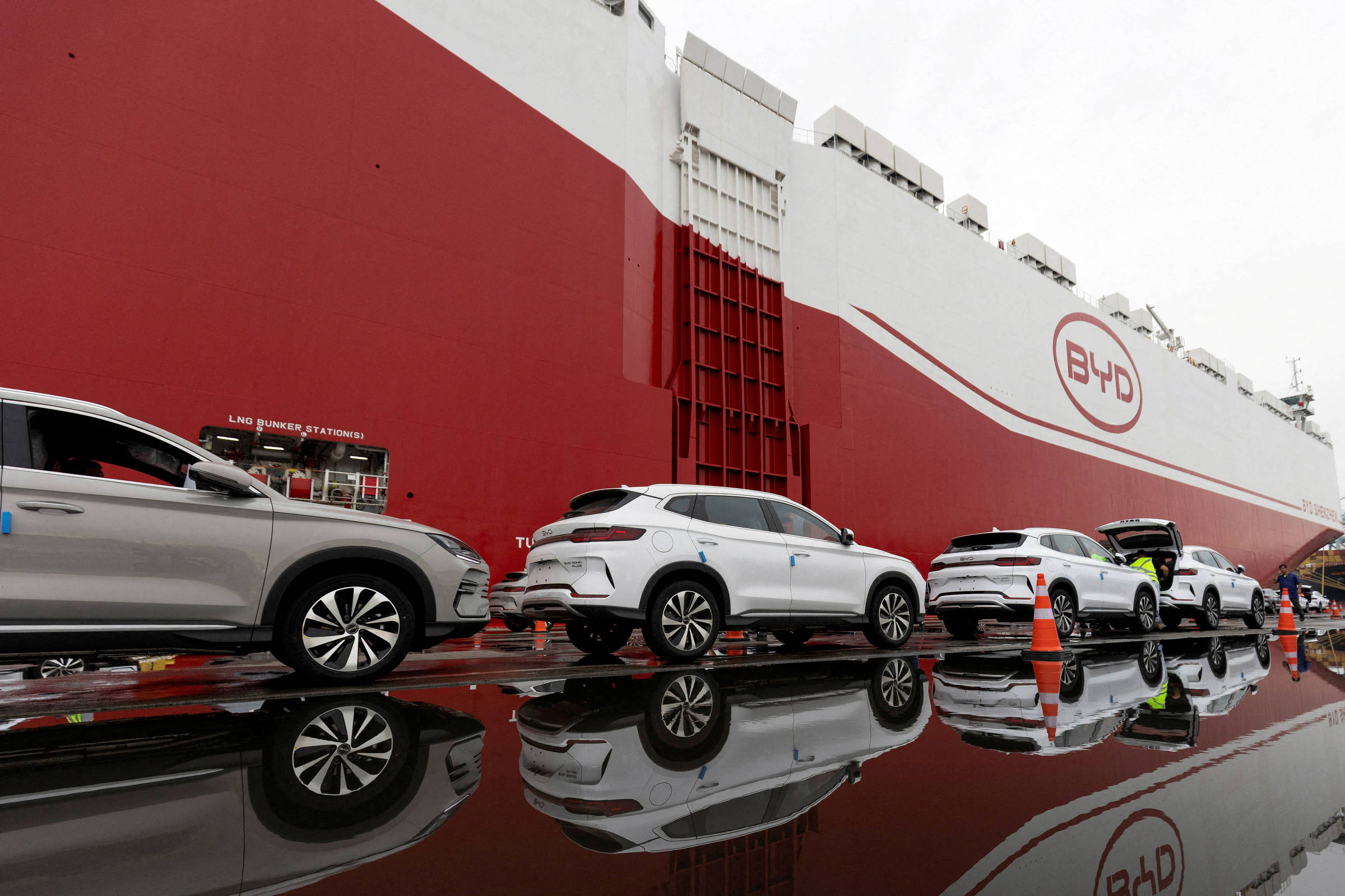 Governo antecipa retorno de imposto de 35% sobre carros elétricos desmontados