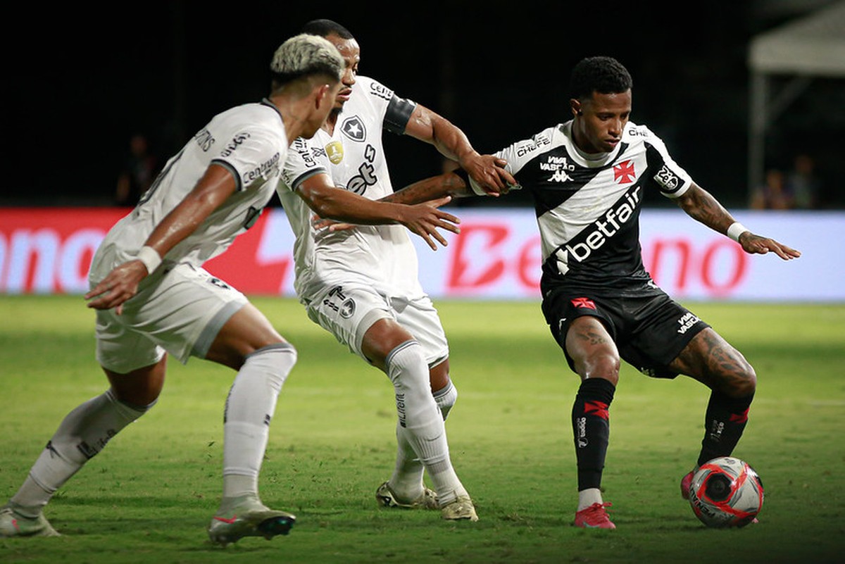 Botafogo tem 43% de chance de vencer clássico contra o Vasco no Brasileirão