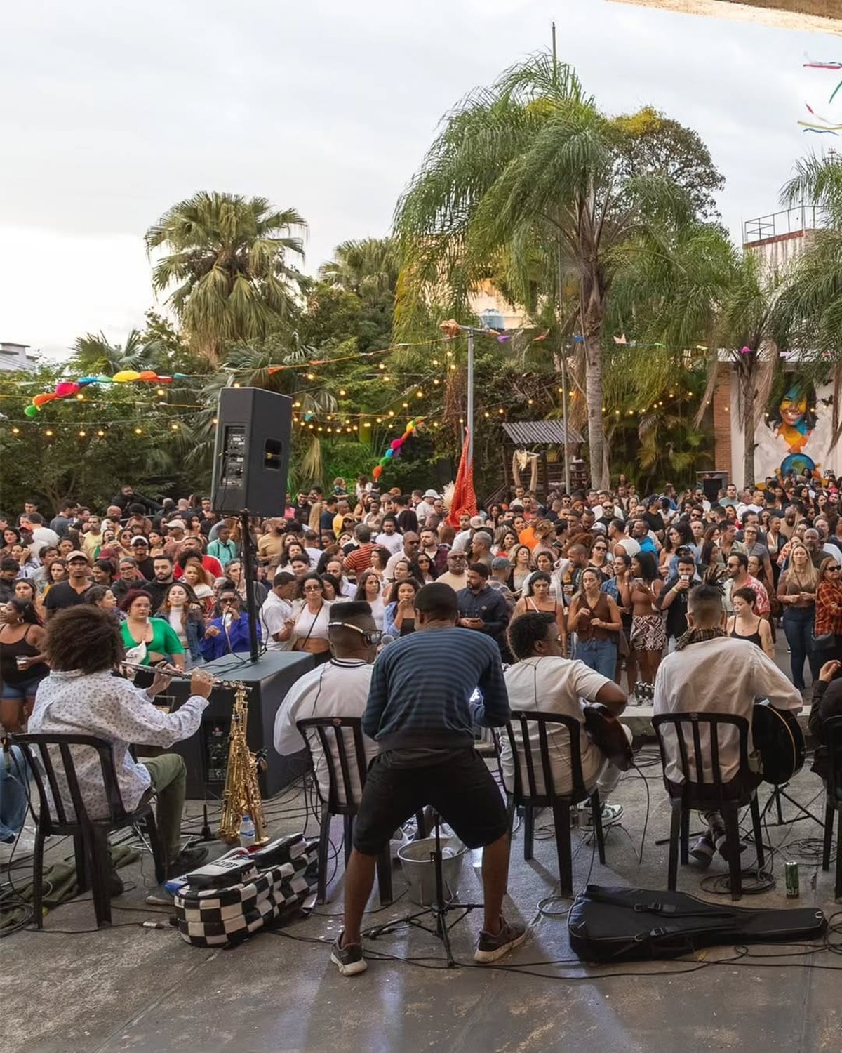 Rotina de moradores do Parque Glória Maria é marcada por barulho e lixo em Santa Teresa
