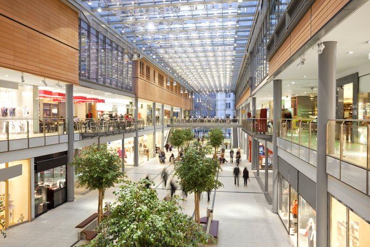 Shopping centers no Brasil adotam práticas sustentáveis e energias renováveis